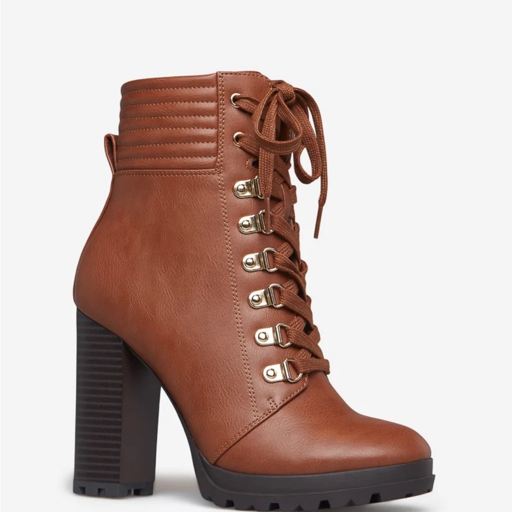 NEW**** Lace up booties